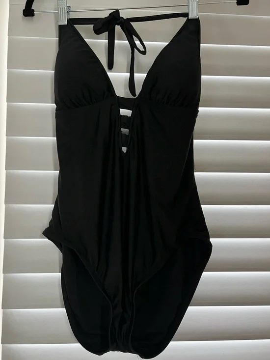 NWT Mossino Classic Black Halter One-Piece Swimsuit with Front Ladder Detail - Picture 1 of 6